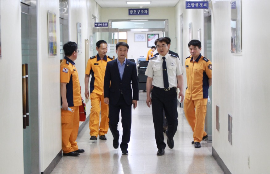 [첨부] 익산소방서  격려 방문 사진 1.jpg